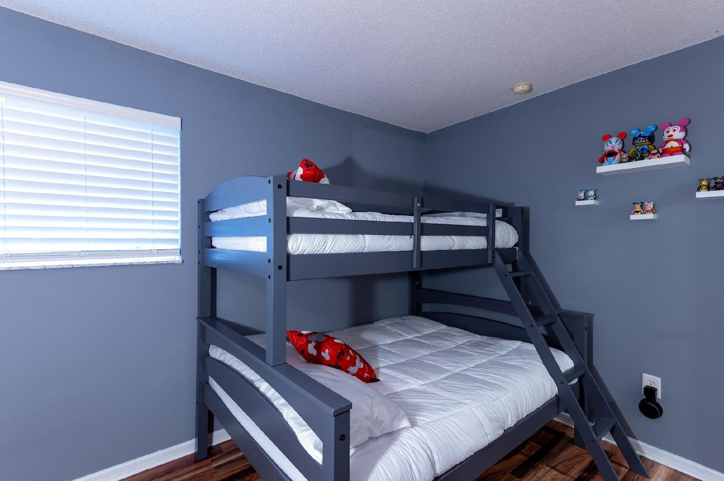 13bd30a3 a2d9 4946 a760 9bd6ea78b9b5