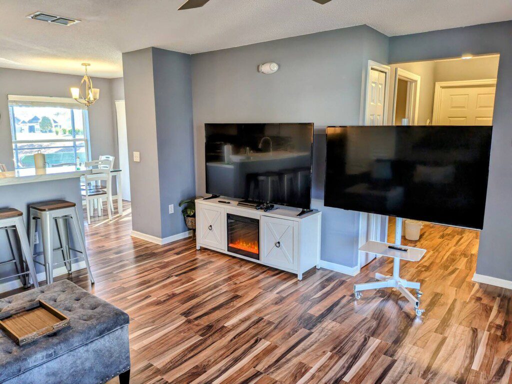 1d121a08 ea52 4310 983d 4acfa31ba65d