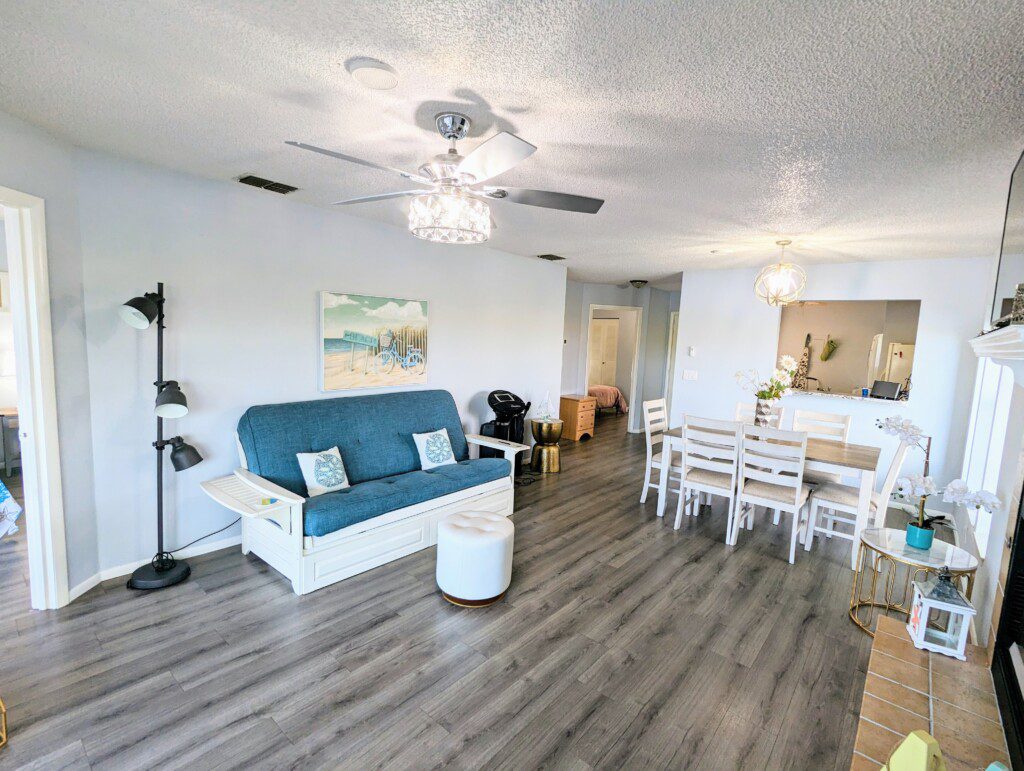 28e4a72c 533c 42e7 8398 4acd860d370a