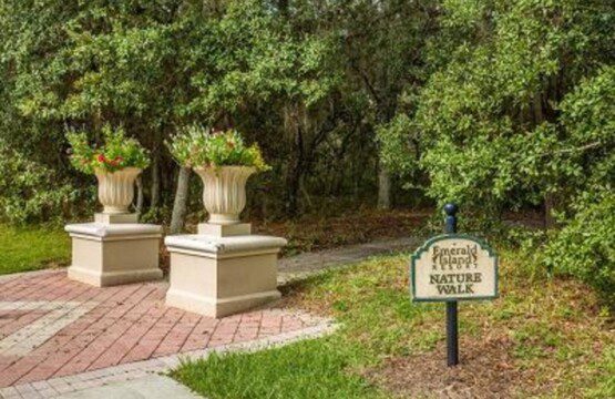 612e7b8a 124c 4f5f a95f 02c301672809