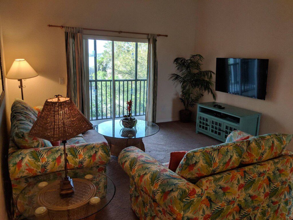 90552879 9503 42ee 8100 82b9618113d5