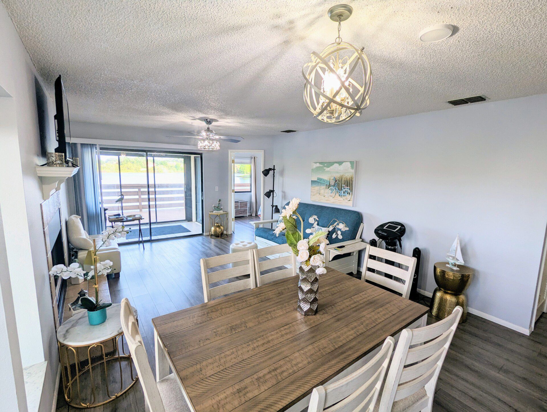 98ccd900 4095 4adc 8680 3e86f81f36b8