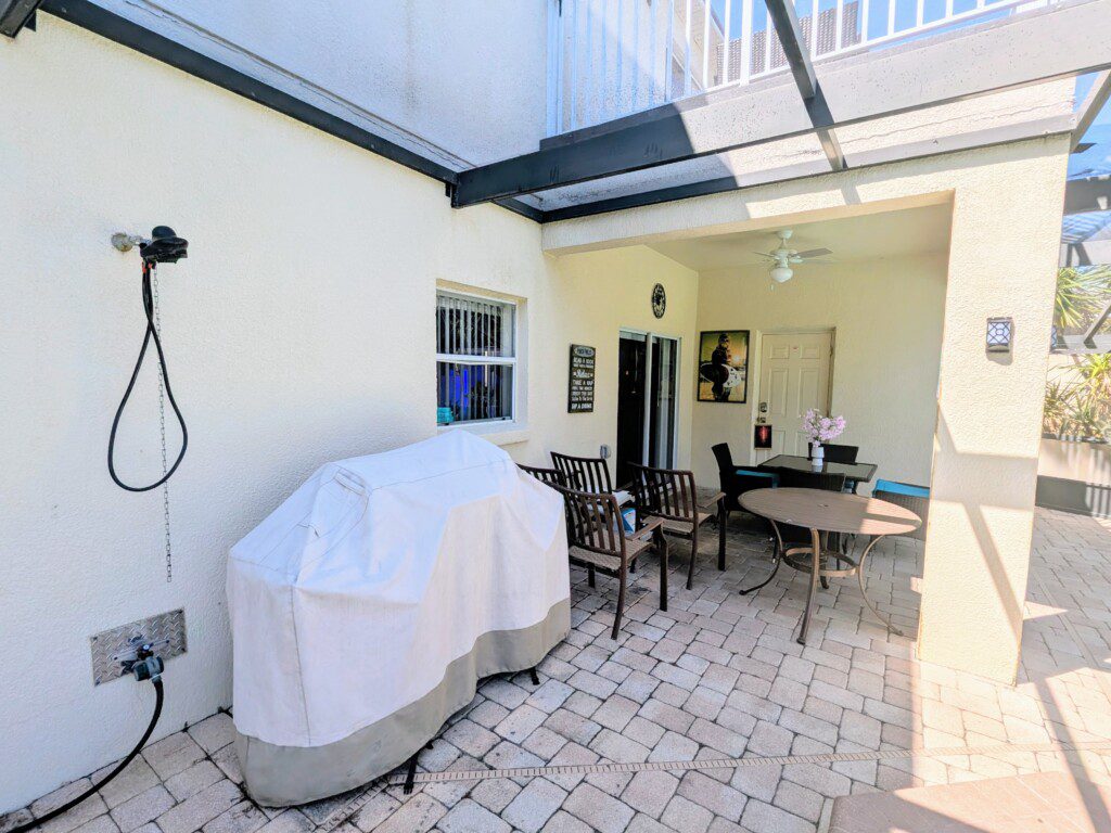 e2395444 87cd 406b ba42 ec02a767d39d