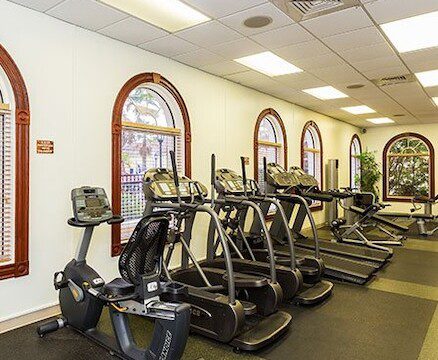 fba87091 deaf 48da 907f dfa19975f125