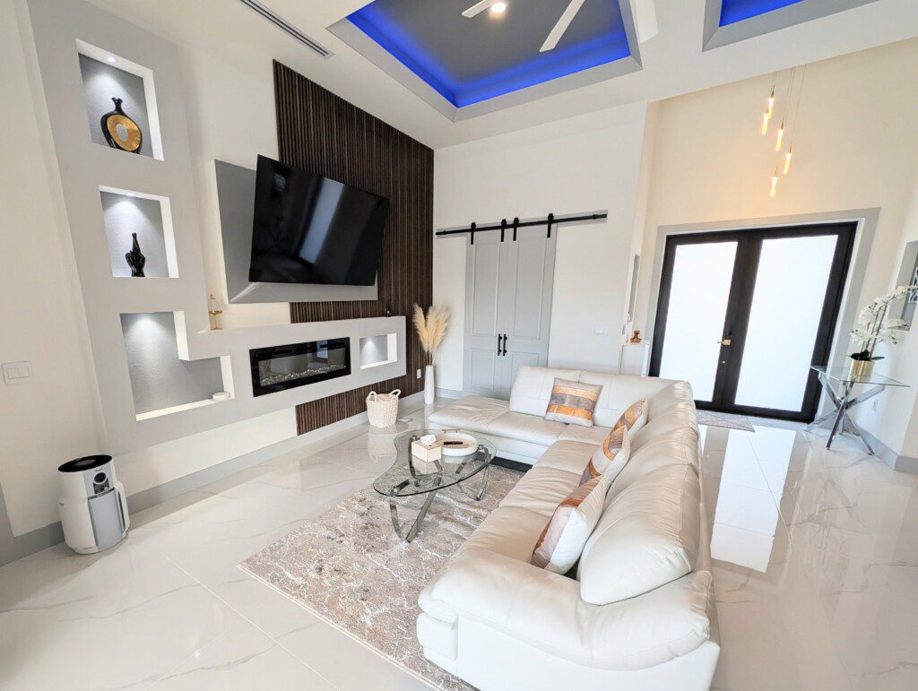 00ef3597 5dc9 49d5 8e72 fbaa93e457d1