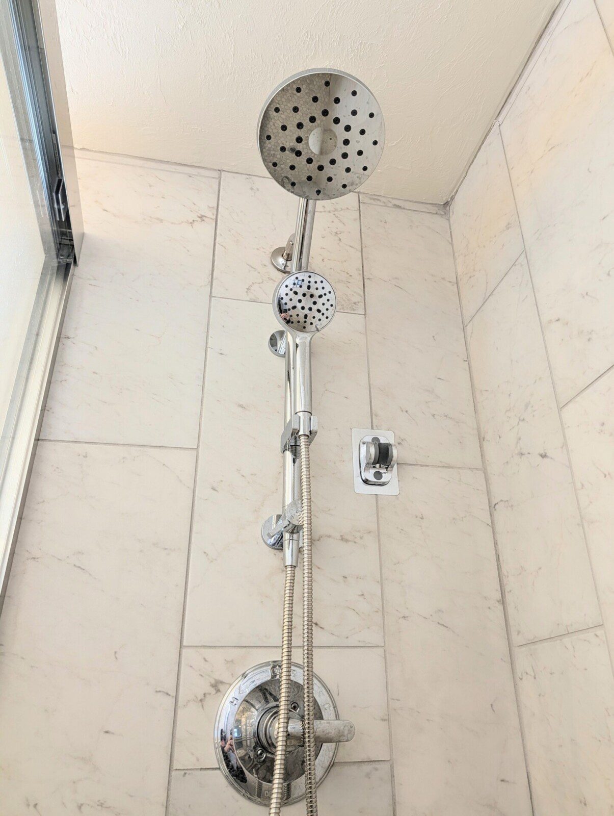 ec9de479 fa48 4536 bbc5 26304e3321ce