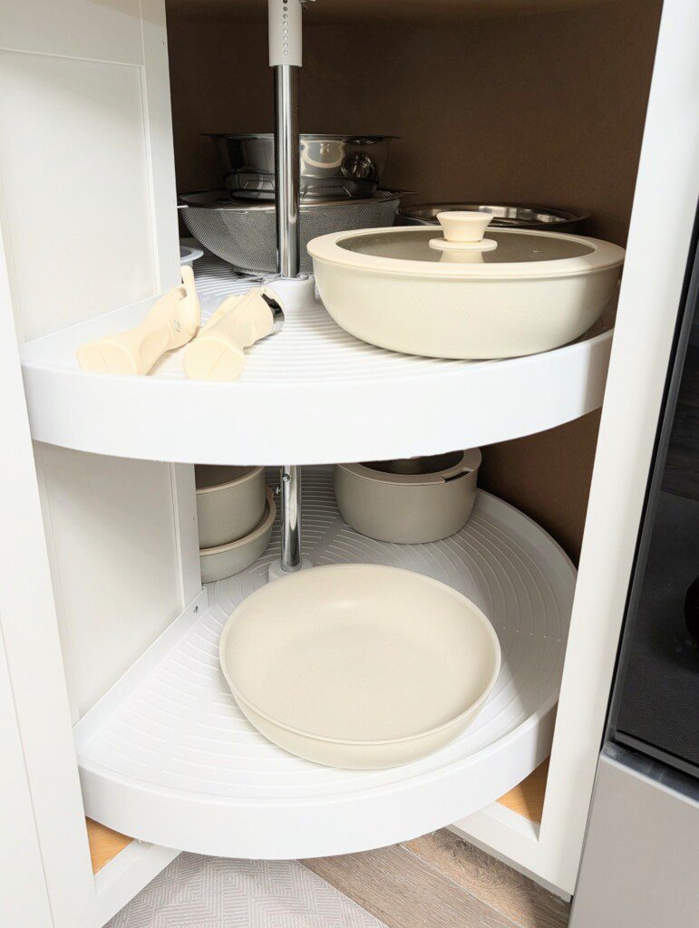 f9320ffa fd3f 48ee ae5a 1ff6c8467f5a